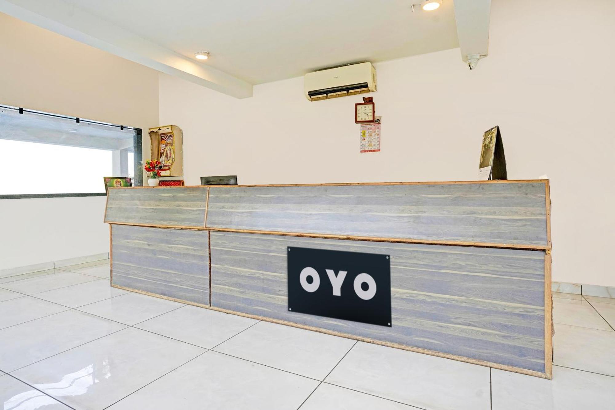 Collection O 83541 Hotel Summer House Daman Exterior foto